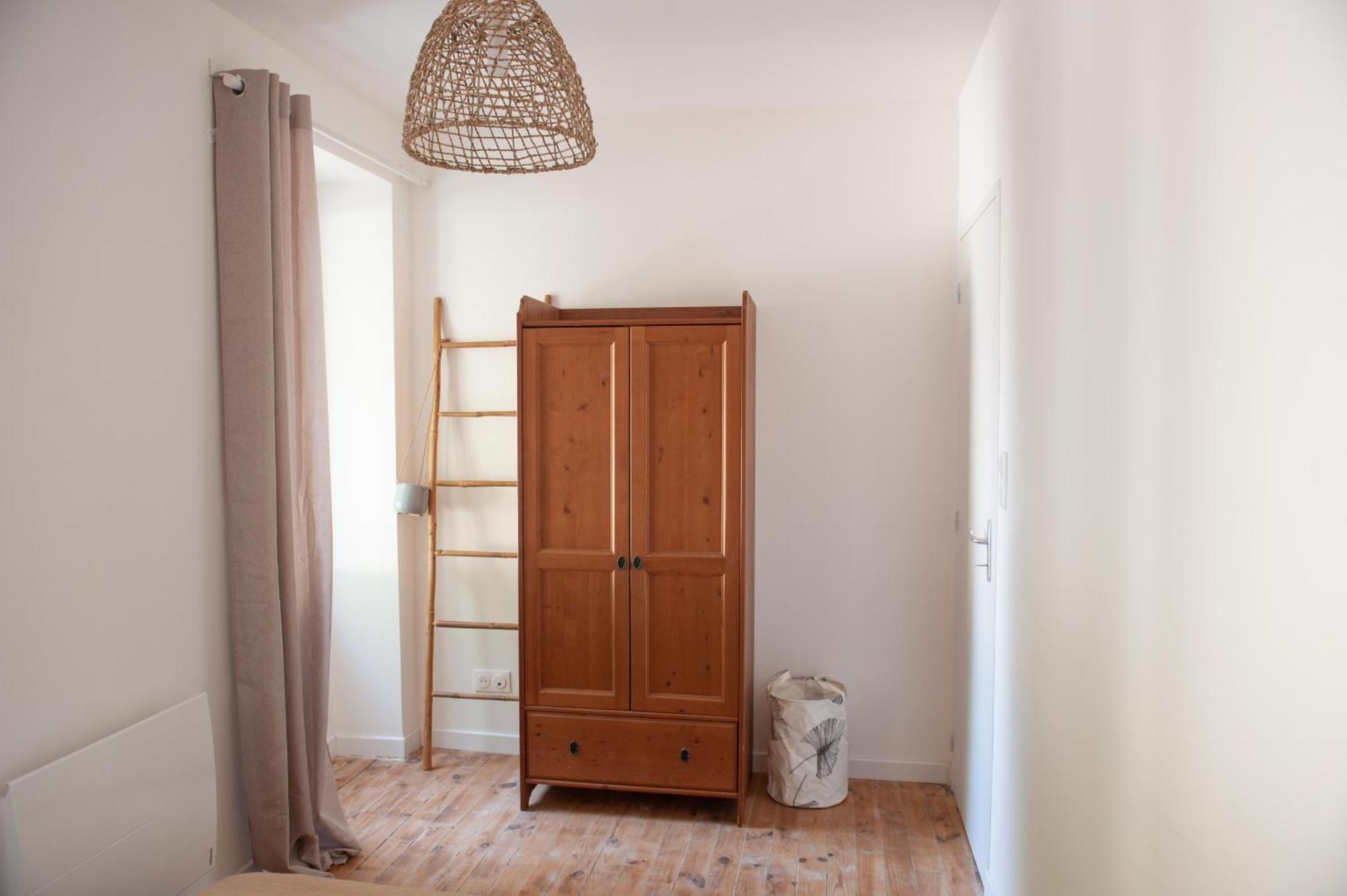 Immeuble De 3 Appartements Avec Cour Interieure 布雷斯特 外观 照片