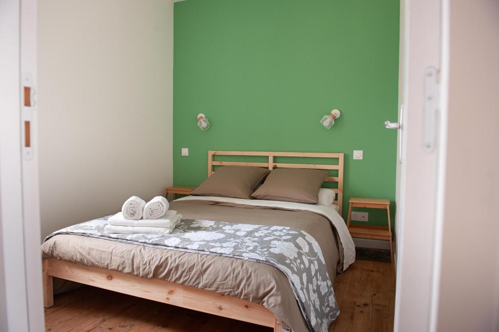 Immeuble De 3 Appartements Avec Cour Interieure 布雷斯特 外观 照片
