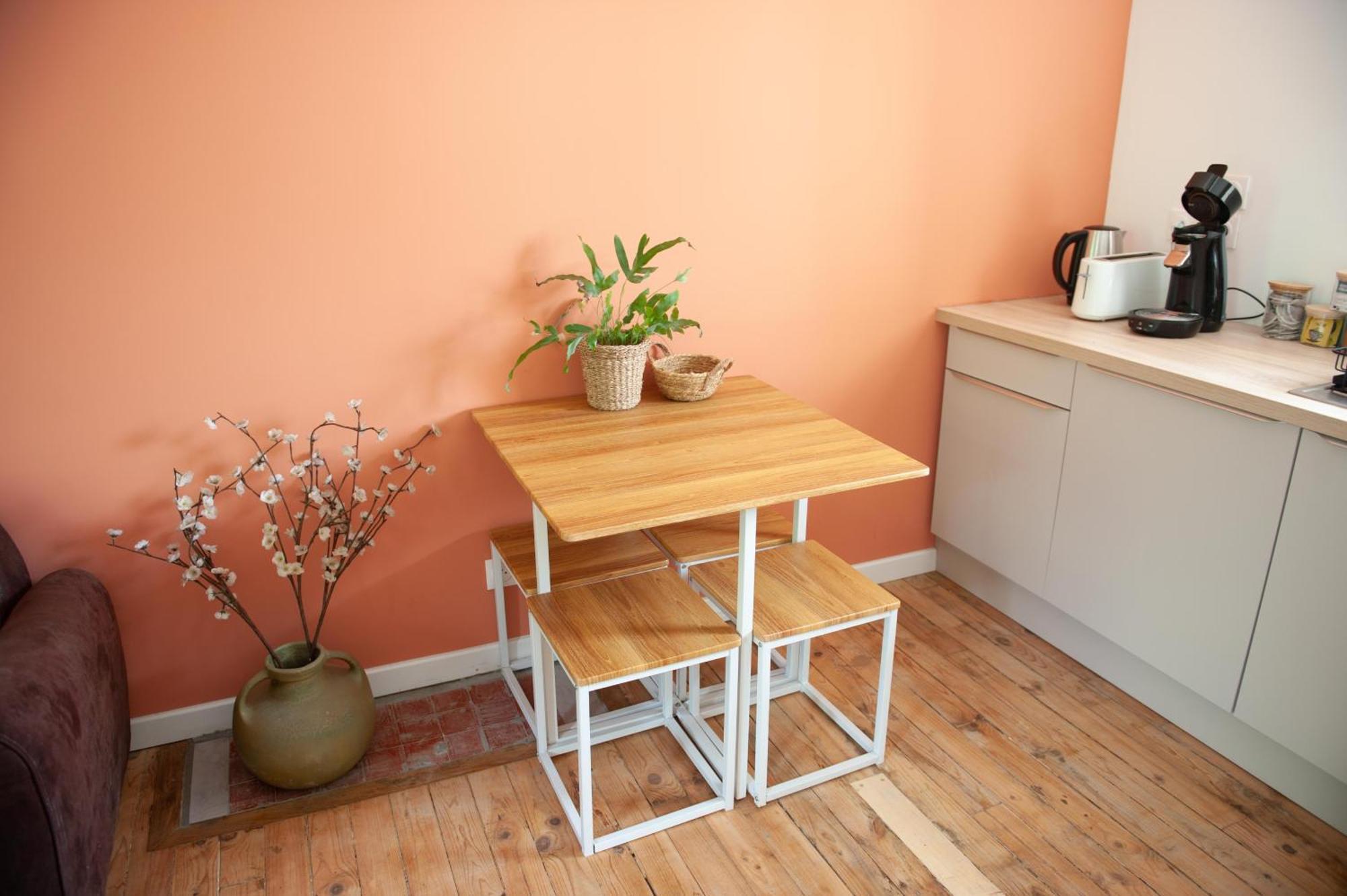 Immeuble De 3 Appartements Avec Cour Interieure 布雷斯特 客房 照片
