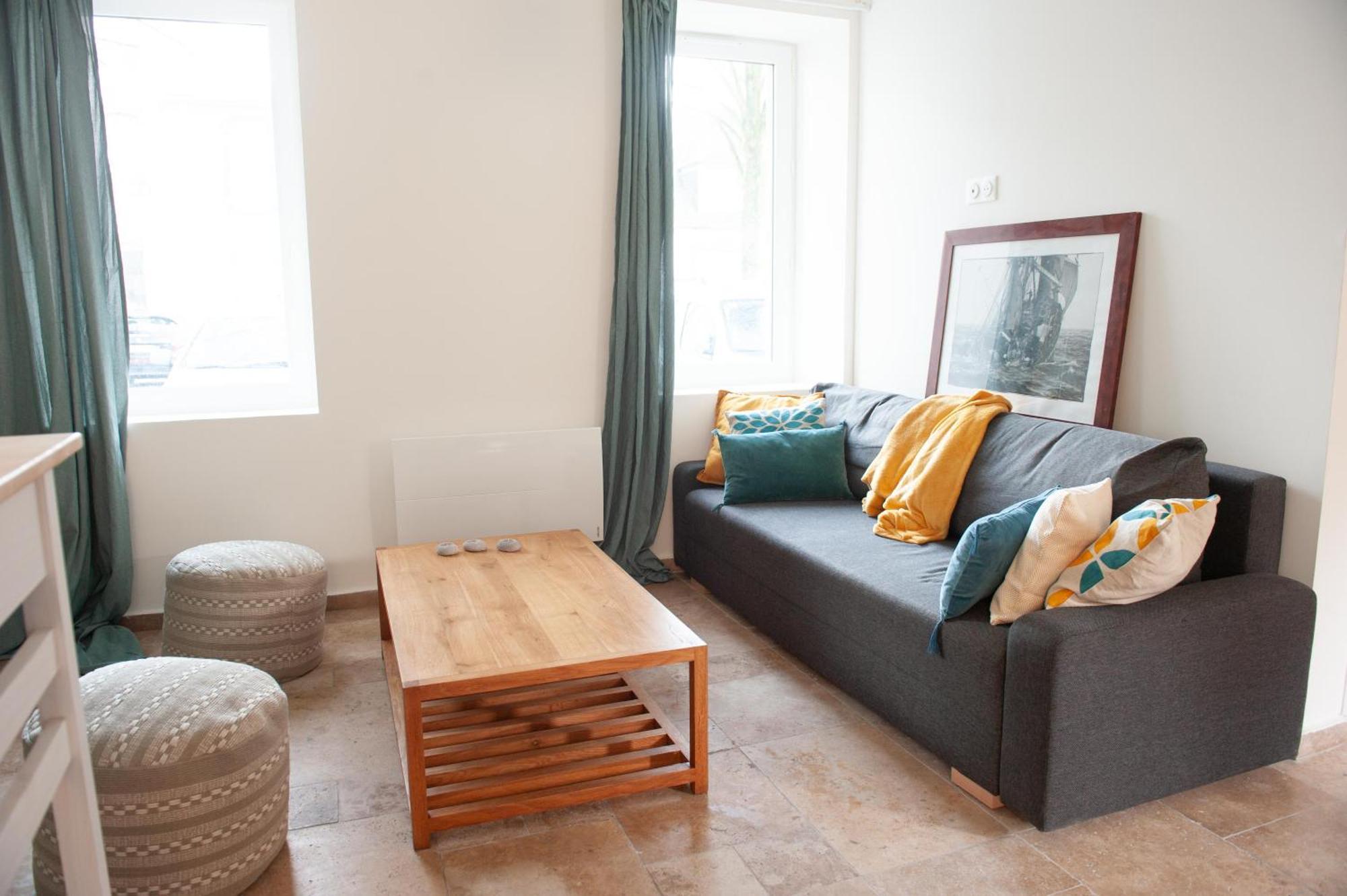 Immeuble De 3 Appartements Avec Cour Interieure 布雷斯特 客房 照片
