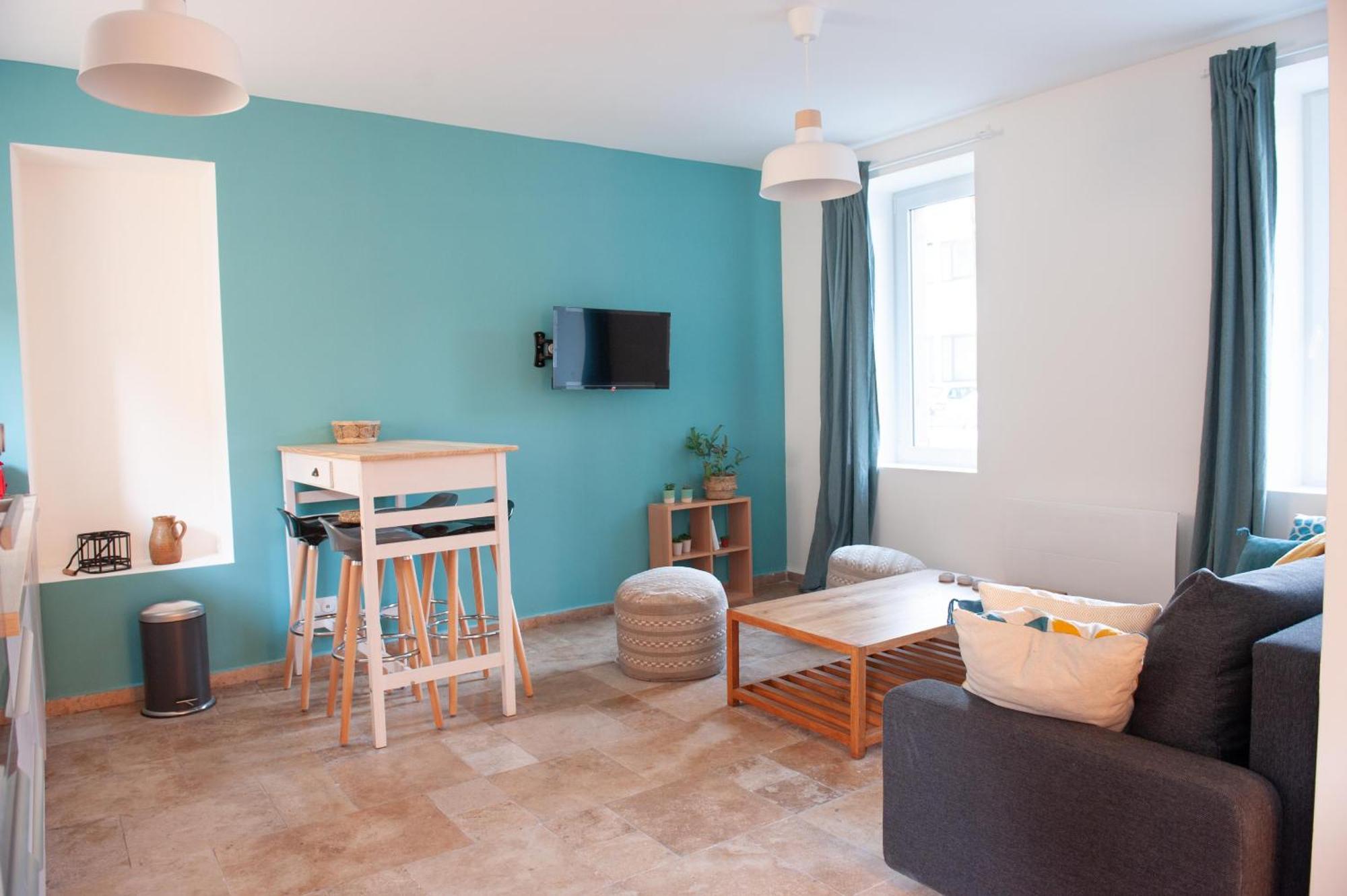 Immeuble De 3 Appartements Avec Cour Interieure 布雷斯特 客房 照片